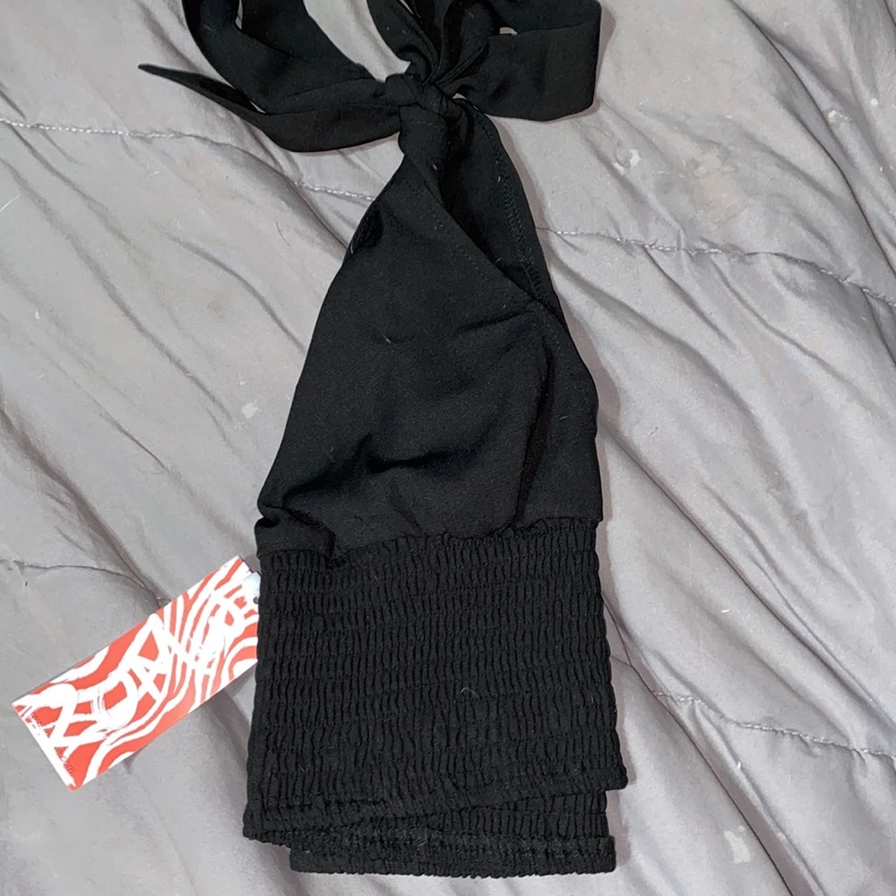 Black cropped top